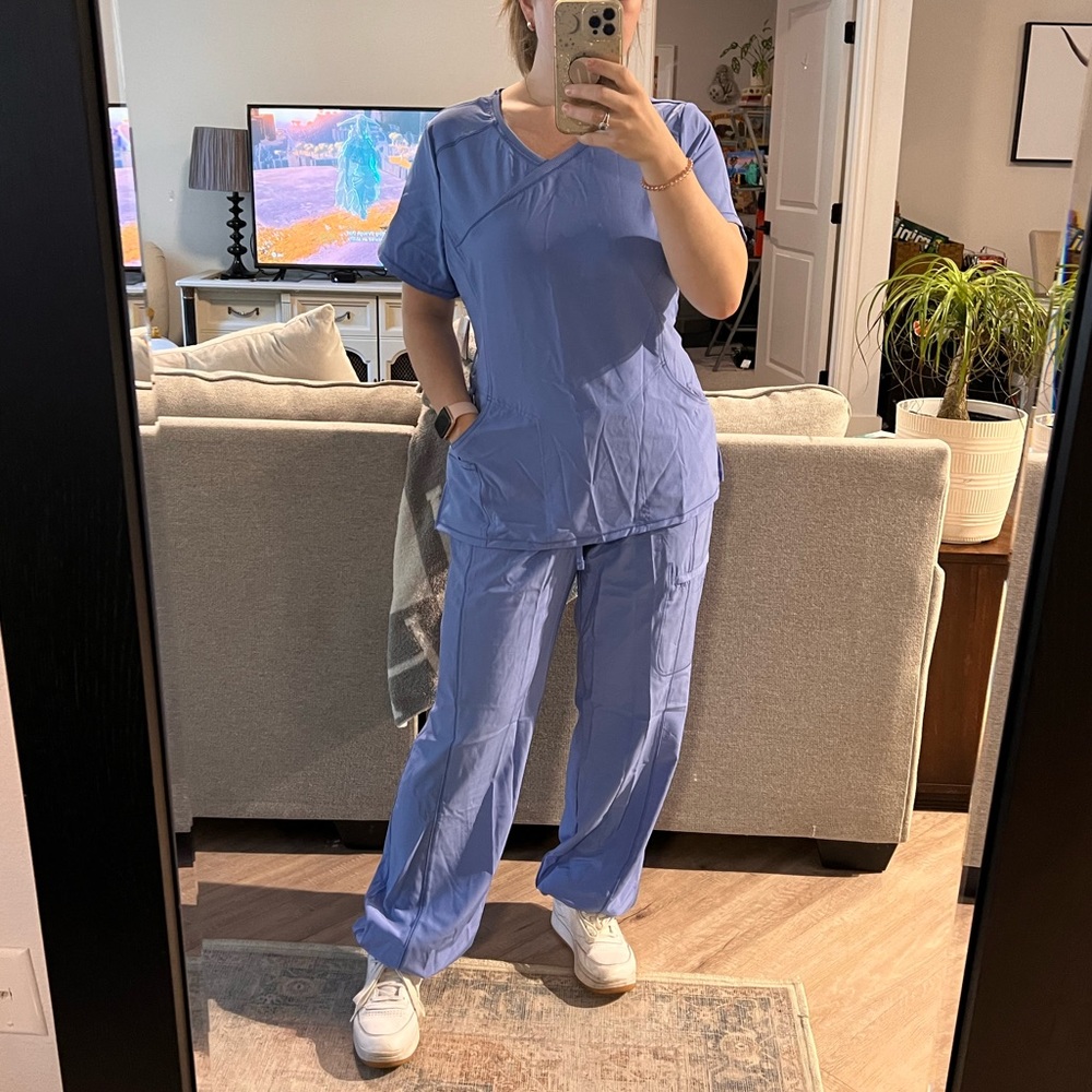 NWT Cherokee Infinity Scrub Set